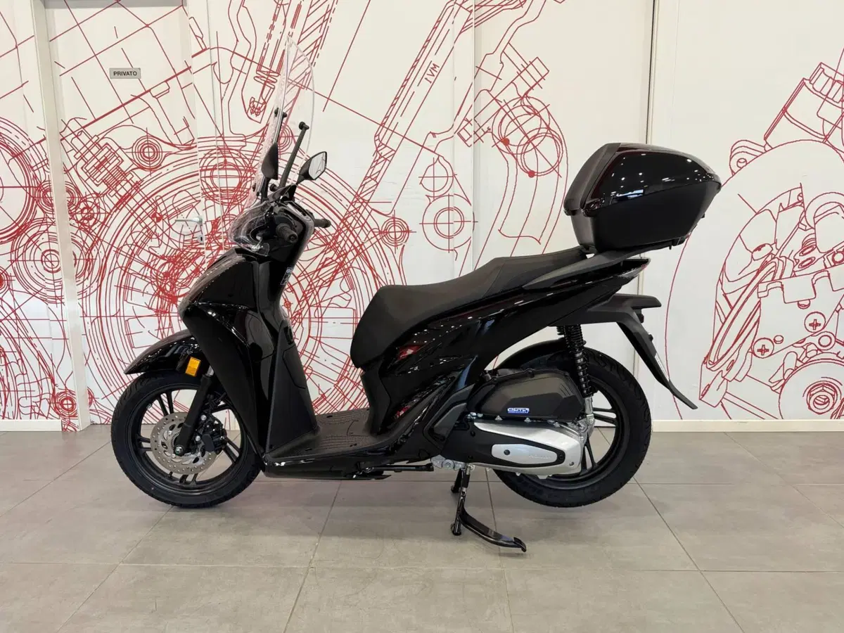 Honda SH 125 (2026) (4)