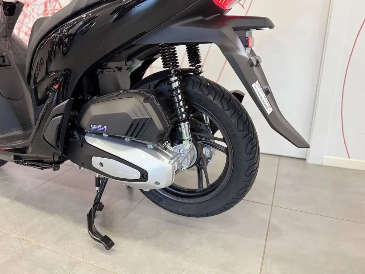 Honda SH 125 (2026) (15)