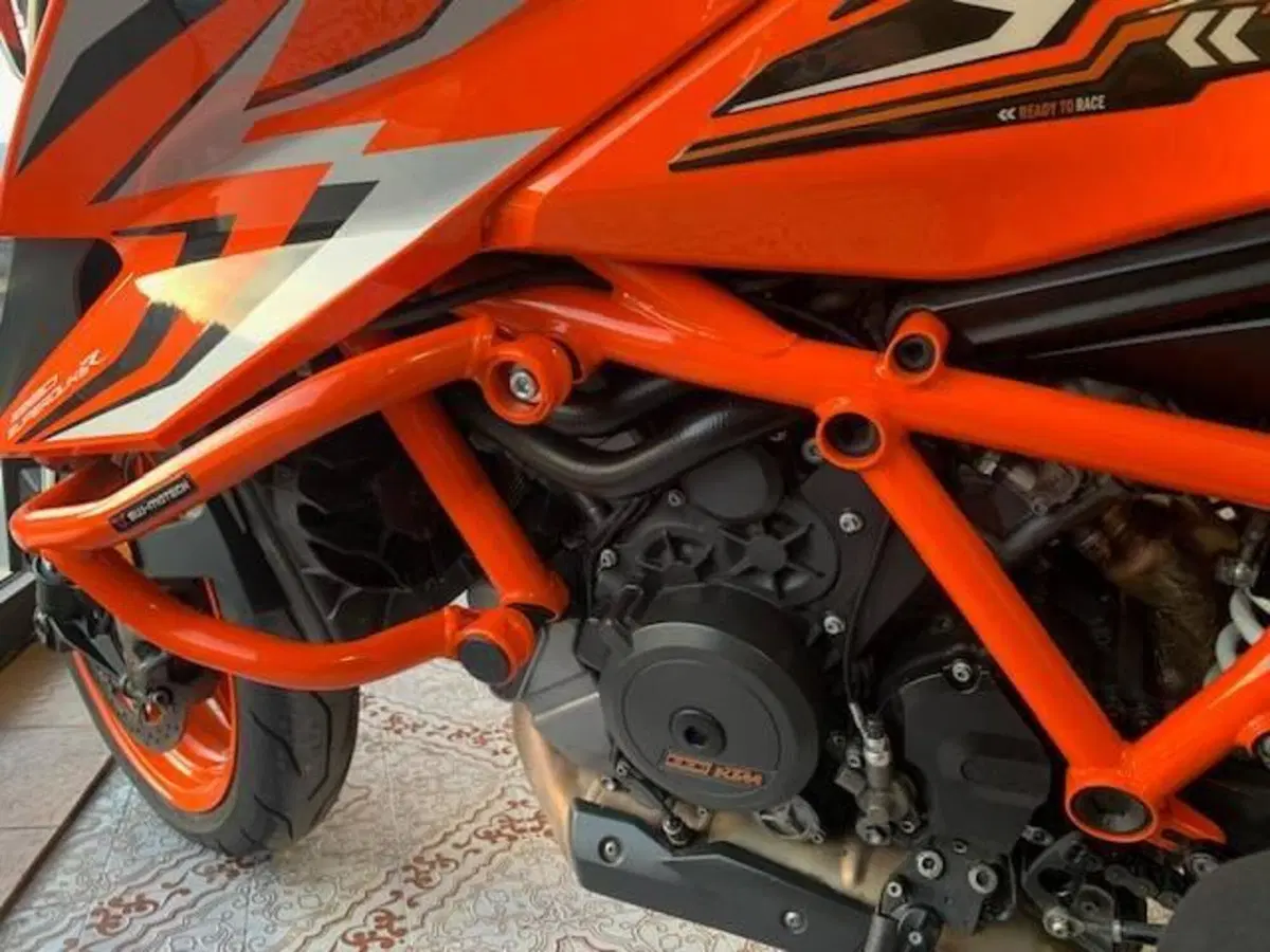 KTM 1290 Super Duke R (2022 - 23) (5)