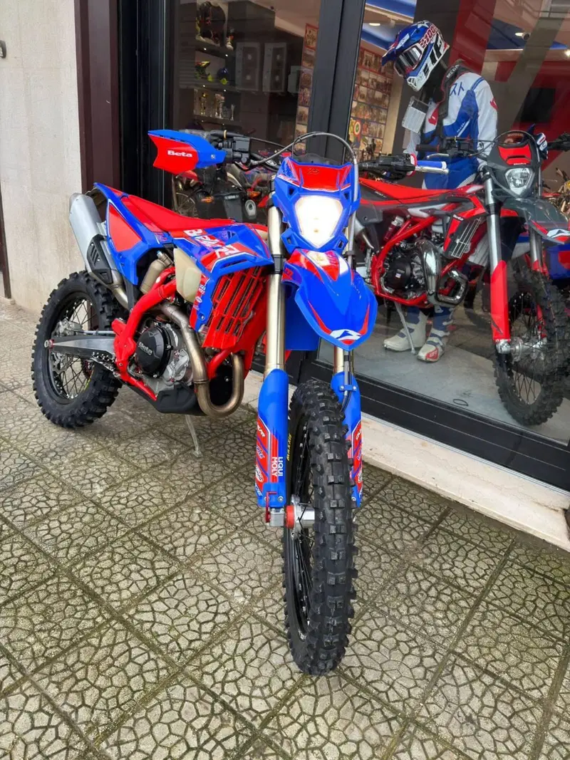 Betamotor RR 350 4T Enduro Race (2025) (2)