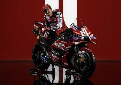 MotoGP 2026. Pecco Bagnaia: “L'obiettivo è iniziare bene, poi penserò al rinnovo. Critiche? Il 90% erano superflue” [VIDEO]