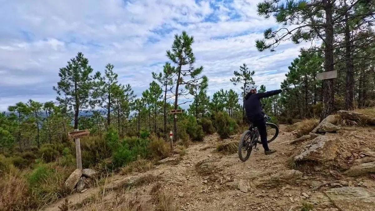 Da Varazze al Monte Grosso in e-bike: 600 metri di dislivello tra single track e panorami mozzafiato (2)