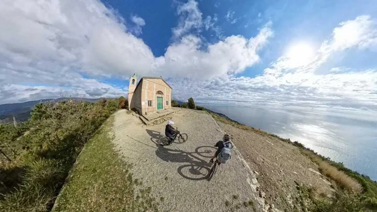 Da Varazze al Monte Grosso in e-bike: 600 metri di dislivello tra single track e panorami mozzafiato (4)