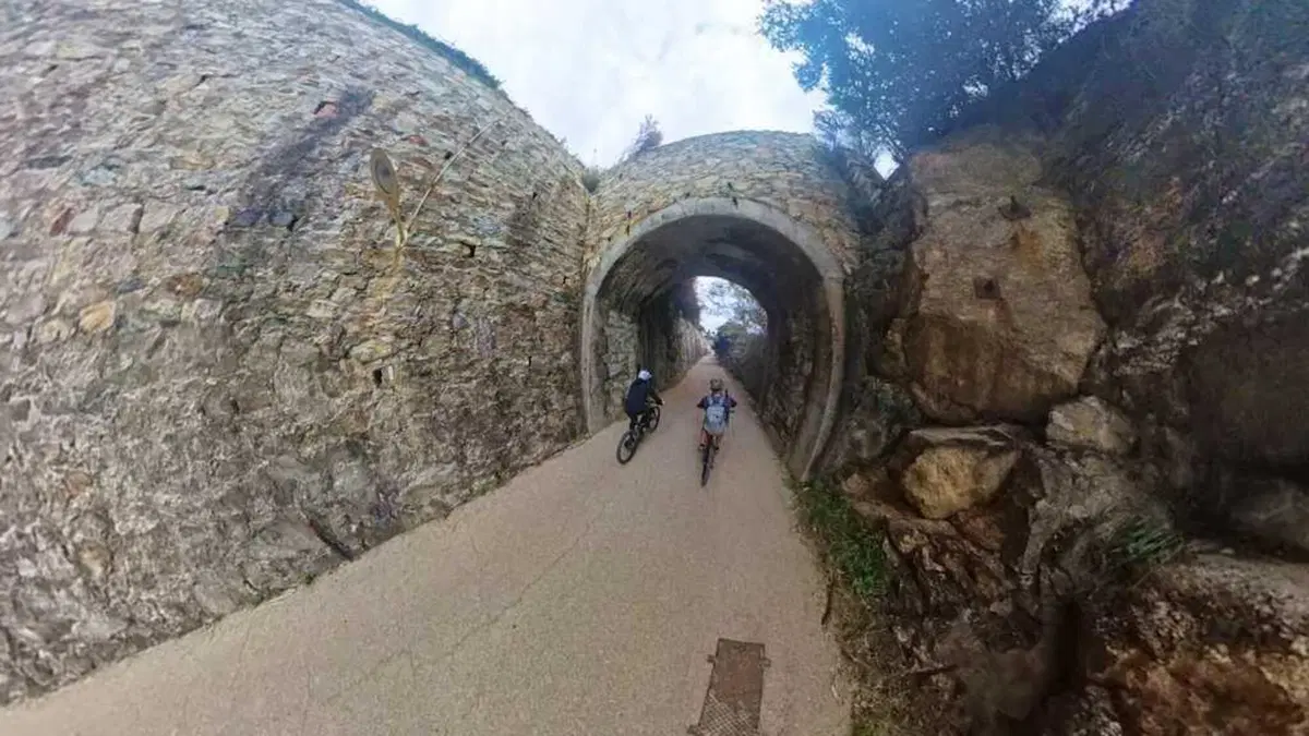 Da Varazze al Monte Grosso in e-bike: 600 metri di dislivello tra single track e panorami mozzafiato (26)