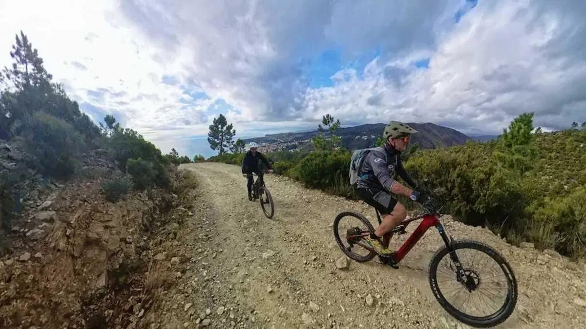Da Varazze al Monte Grosso in e-bike: 600 metri di dislivello tra single track e panorami mozzafiato (34)