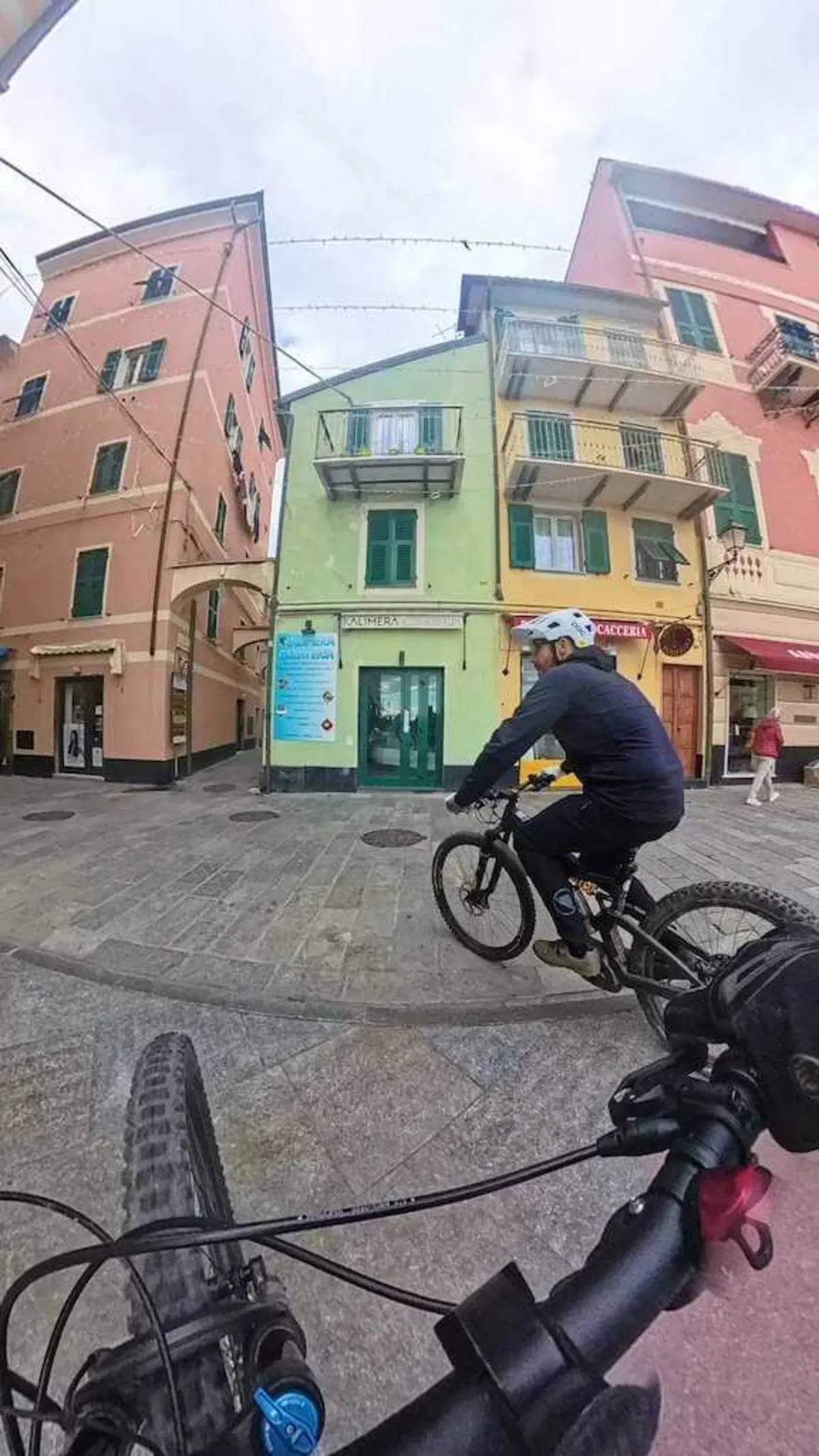 Da Varazze al Monte Grosso in e-bike: 600 metri di dislivello tra single track e panorami mozzafiato (38)