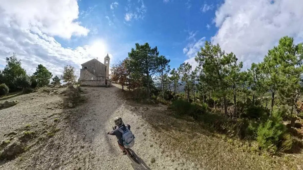 Da Varazze al Monte Grosso in e-bike: 600 metri di dislivello tra single track e panorami mozzafiato (39)