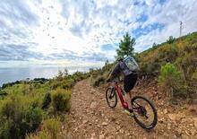 Da Varazze al Monte Grosso in e-bike: 600 metri di dislivello tra single track e panorami mozzafiato