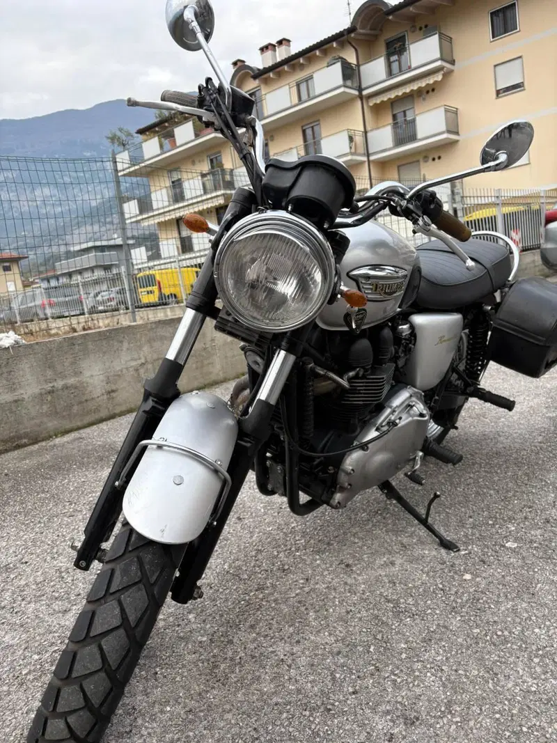 Triumph Bonneville T100 (2001 - 07) (4)