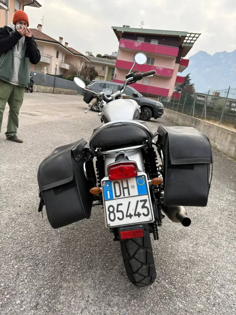 Triumph Bonneville T100 (2001 - 07) (5)