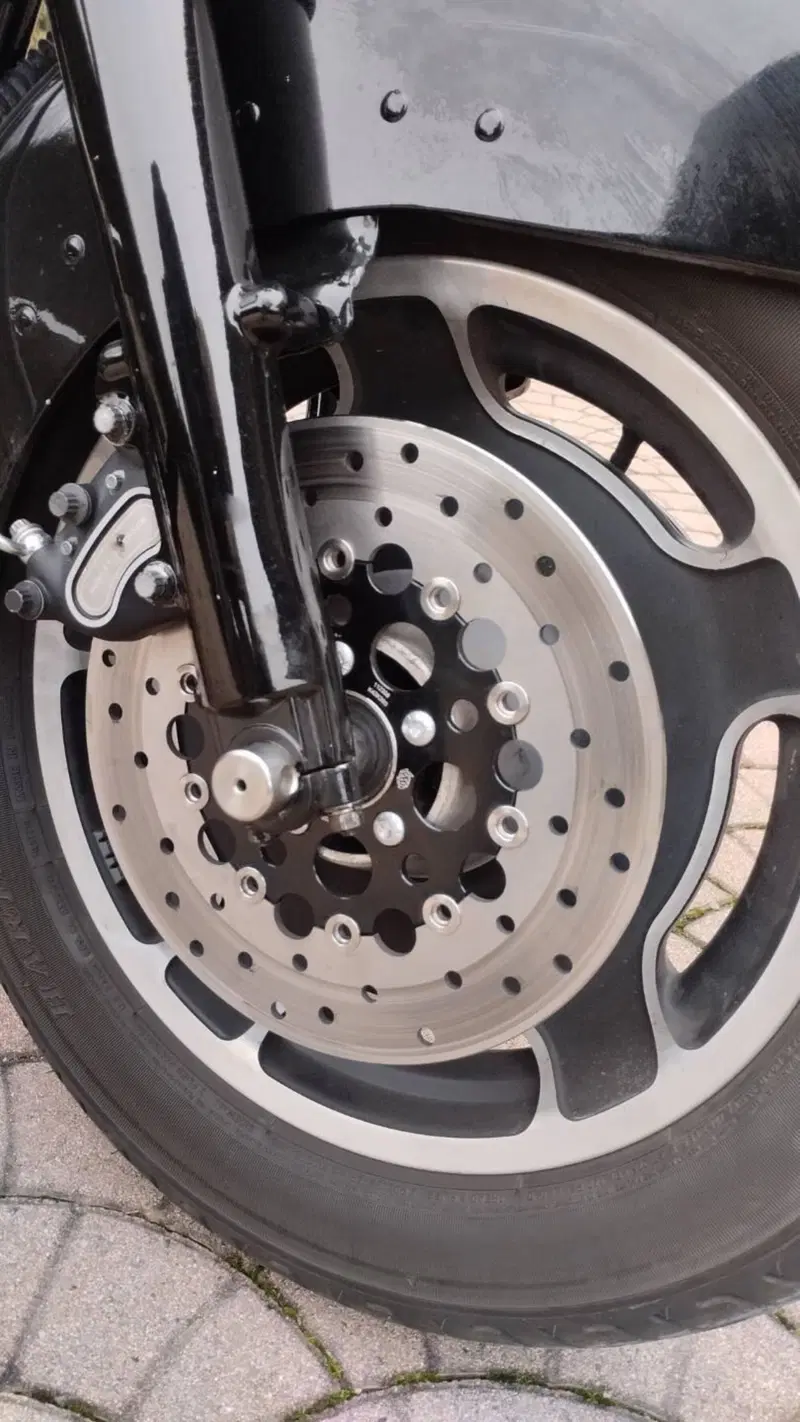 Harley-Davidson 1450 Road King Custom (2002 - 04) - FLHRSI (7)