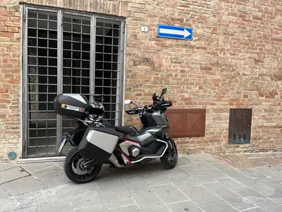 Honda X-ADV 750 DCT Travel (2021 - 24) usata