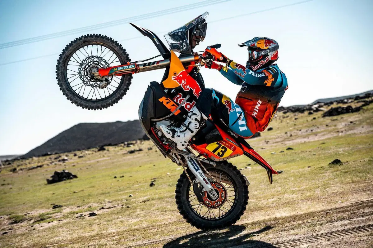 Dakar 2026, LS2 protagonista con l’X-Force e l’omologazione FIM2 (15)