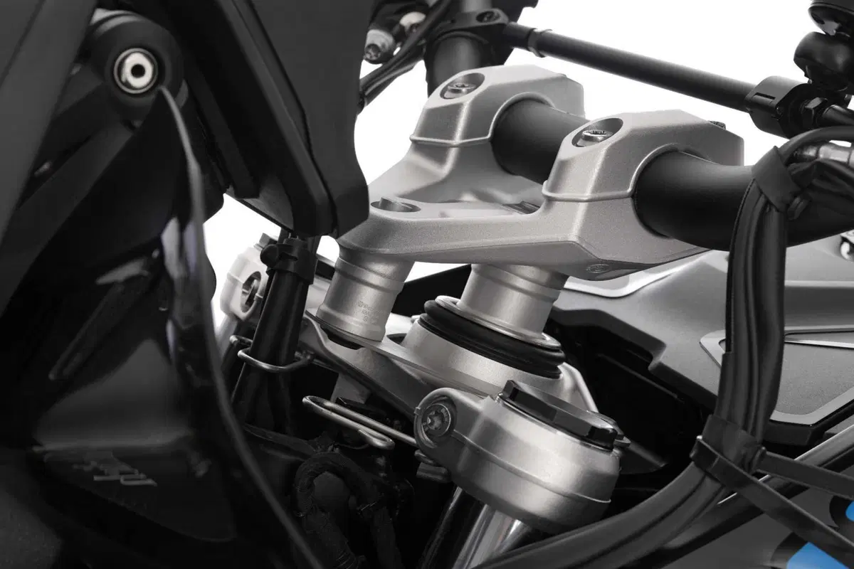 Wunderlich presenta i rialzi manubrio ERGO per BMW (2)