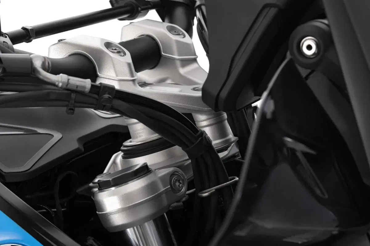 Wunderlich presenta i rialzi manubrio ERGO per BMW (5)