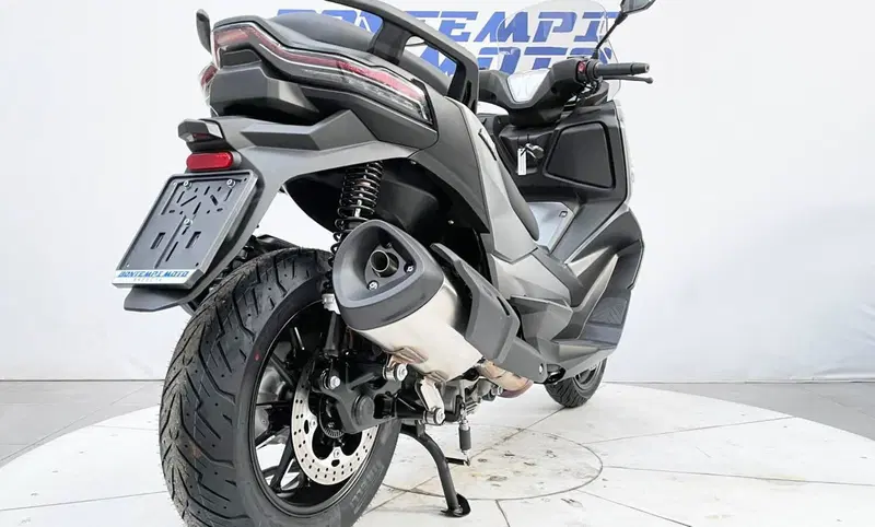 Voge Sfida SR4 MAX (2024 - 26) (19)