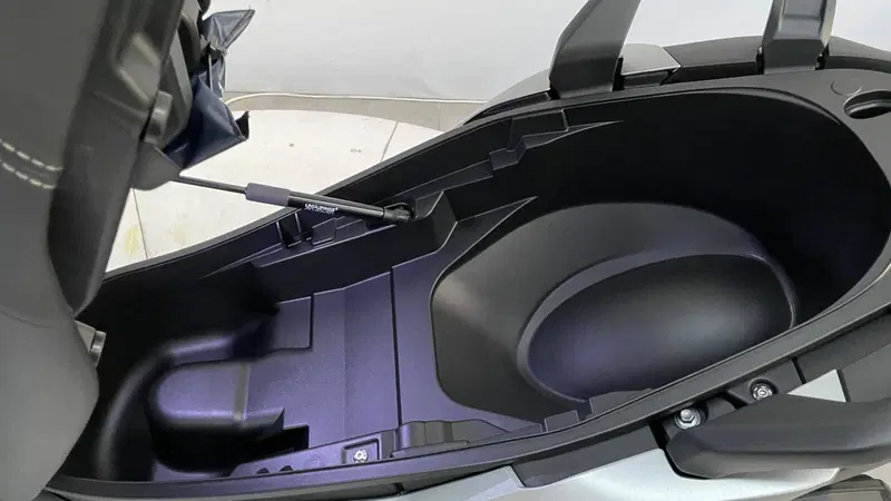 Voge Sfida SR4 MAX (2024 - 26) (10)