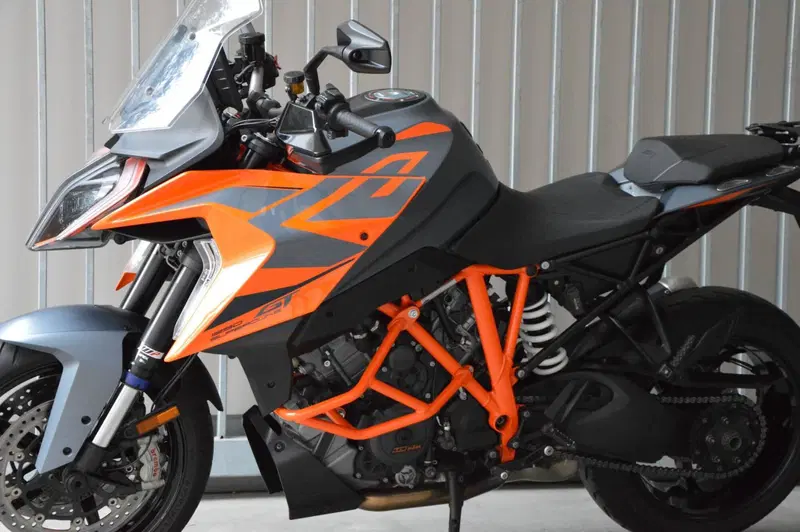 KTM 1290 Super Duke GT (2022 - 25) (9)