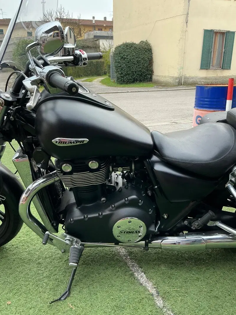 Triumph Thunderbird Storm 1700 (2010 - 16) (13)