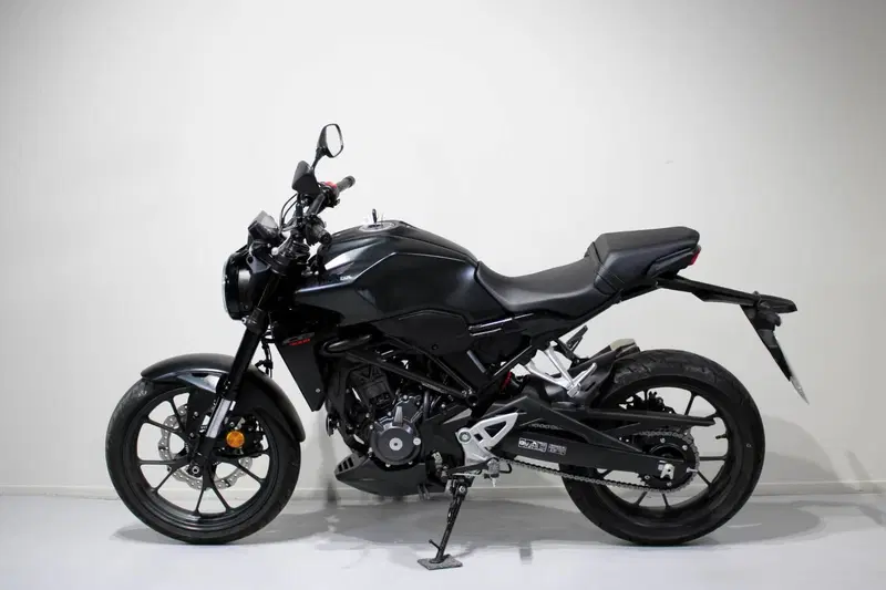 Honda CB 300 R (2022 - 26) (4)