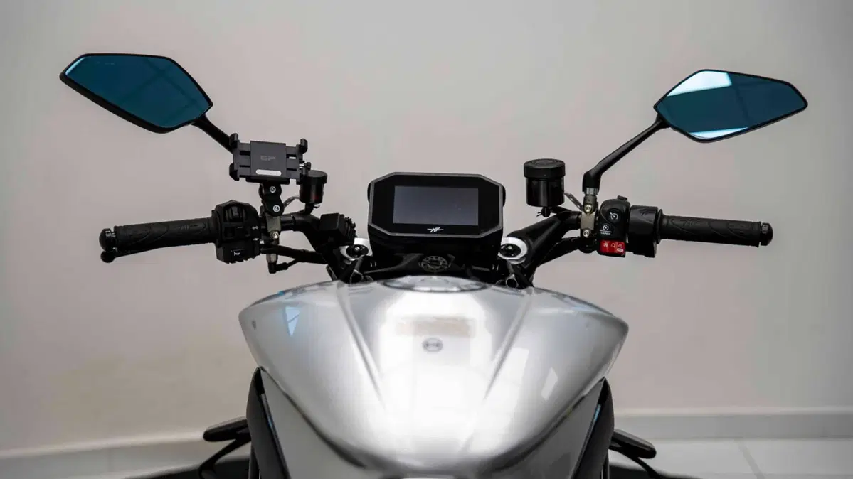 MV Agusta Brutale 1000 RS (2022 - 26) (17)