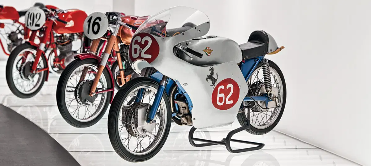 MotoGP 2026. Ducati Desmosedici GP26: la livrea del Centenario omaggia tre moto leggendarie. Ducati 60, Marianna e 125 Trialbero [GALLERY] (3)