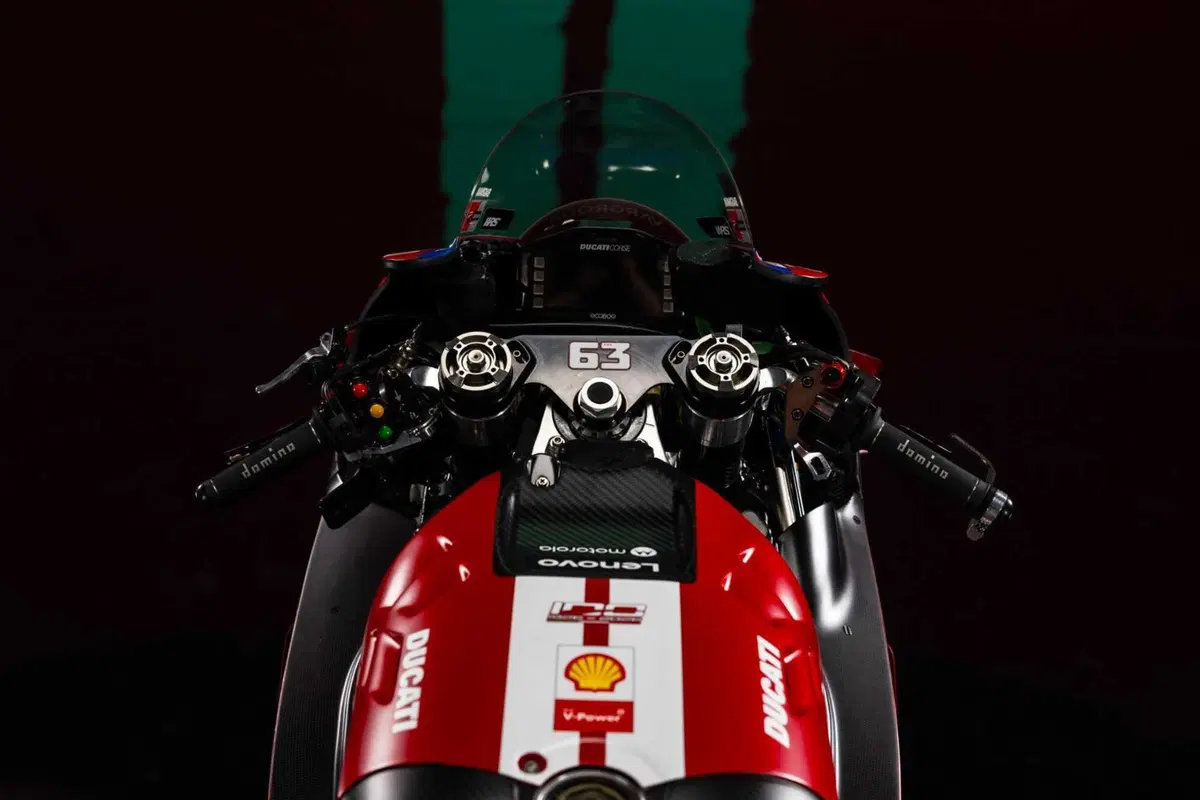 MotoGP 2026. Ducati Desmosedici GP26: la livrea del Centenario omaggia tre moto leggendarie. Ducati 60, Marianna e 125 Trialbero [GALLERY] (10)