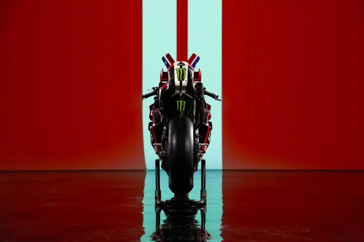 MotoGP 2026. Ducati Desmosedici GP26: la livrea del Centenario omaggia tre moto leggendarie. Ducati 60, Marianna e 125 Trialbero [GALLERY] (13)