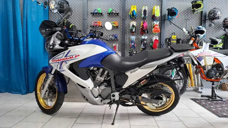 Honda Transalp XL 700 V (2007 - 2013)