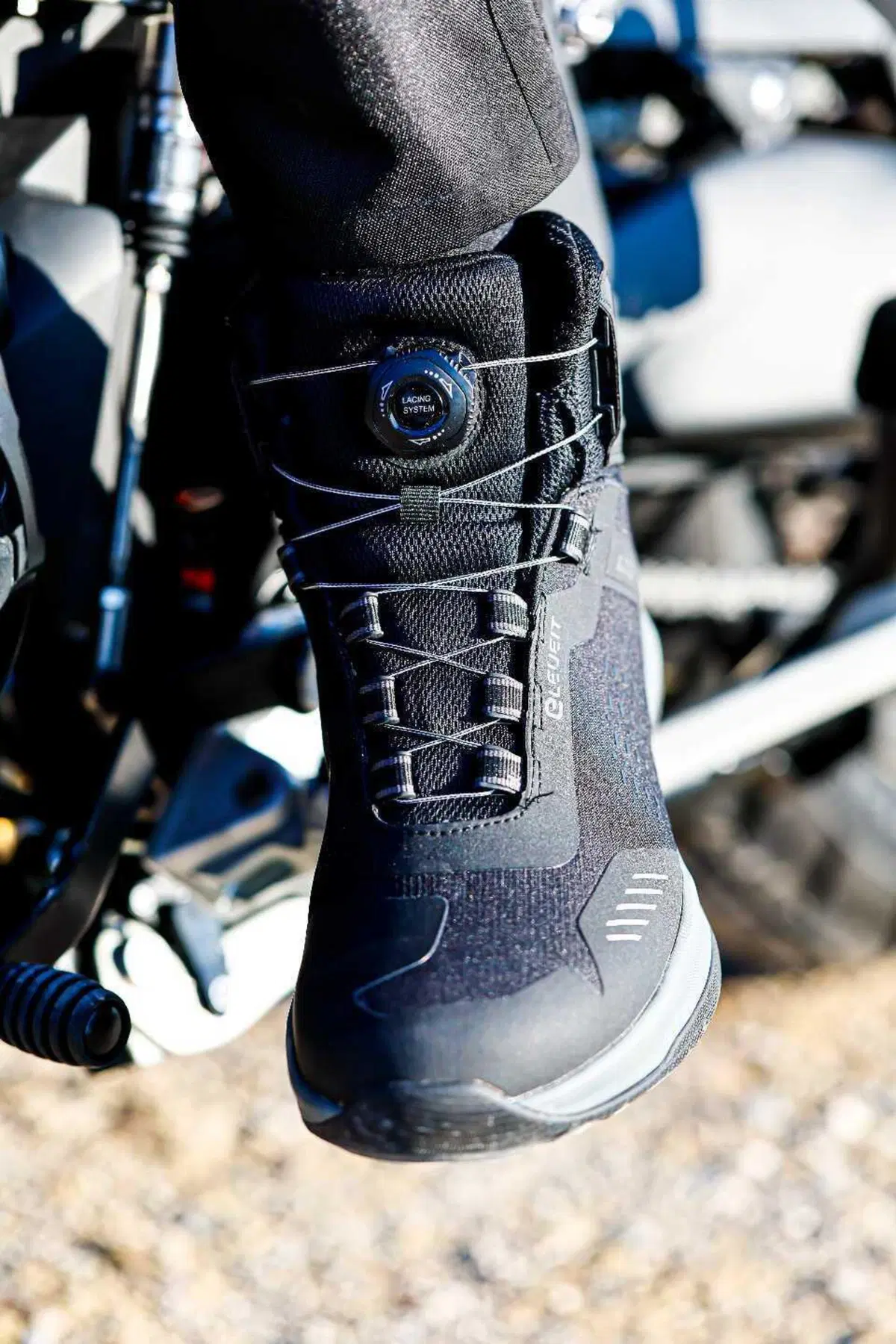La scarpa best seller Discover E-Dry di Eleveit alza l’asticella di comfort e protezione (3)