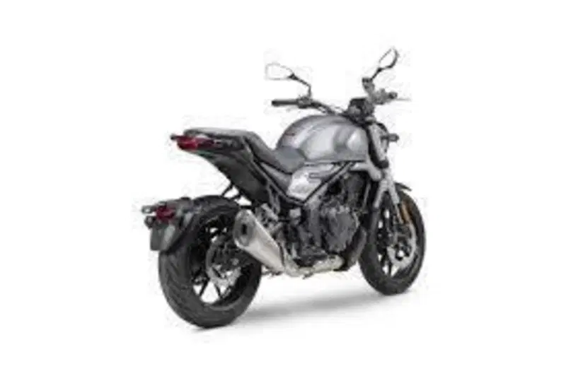 Voge Trofeo 500AC (2022 - 26) (3)