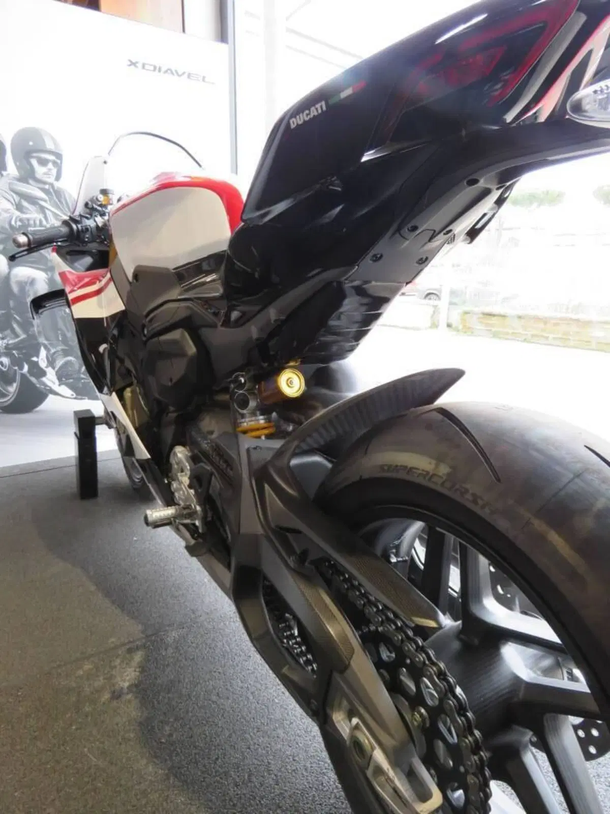 Ducati Panigale V4 Tricolore (2025 - 26) (6)