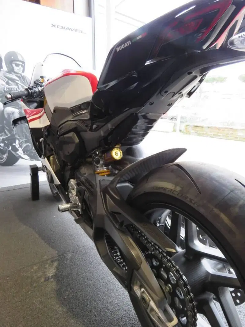 Ducati Panigale V4 Tricolore (2025 - 26) (6)