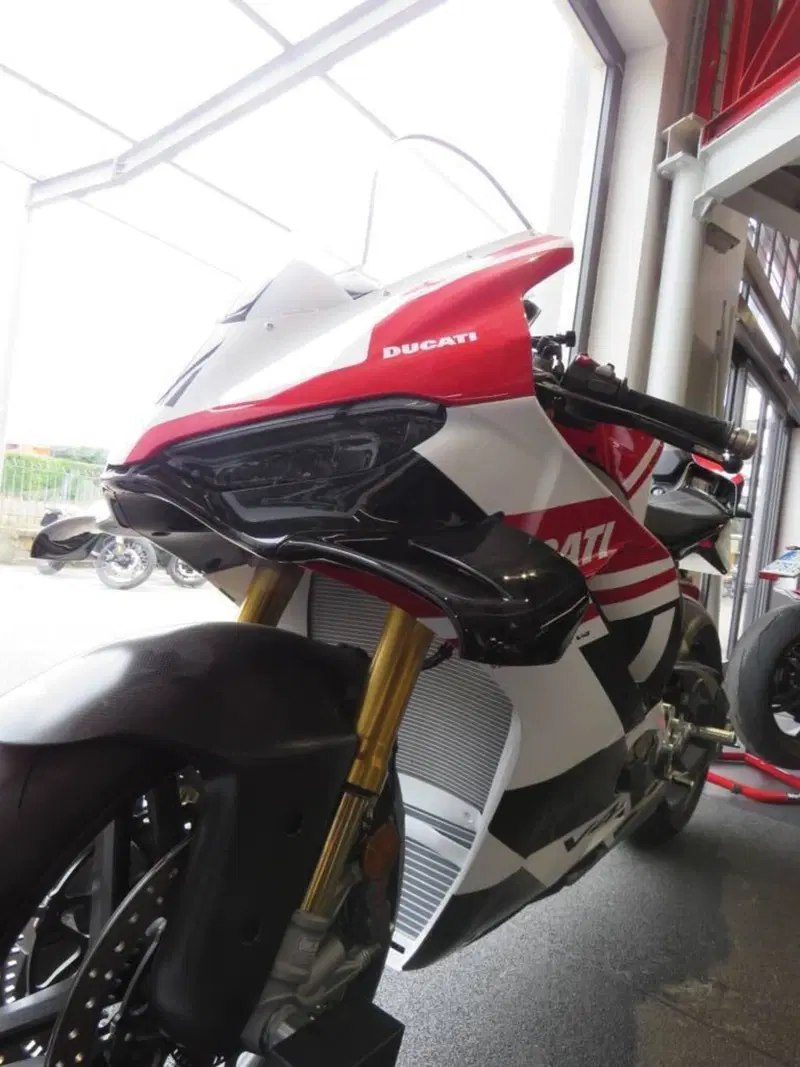 Ducati Panigale V4 Tricolore (2025 - 26) (8)