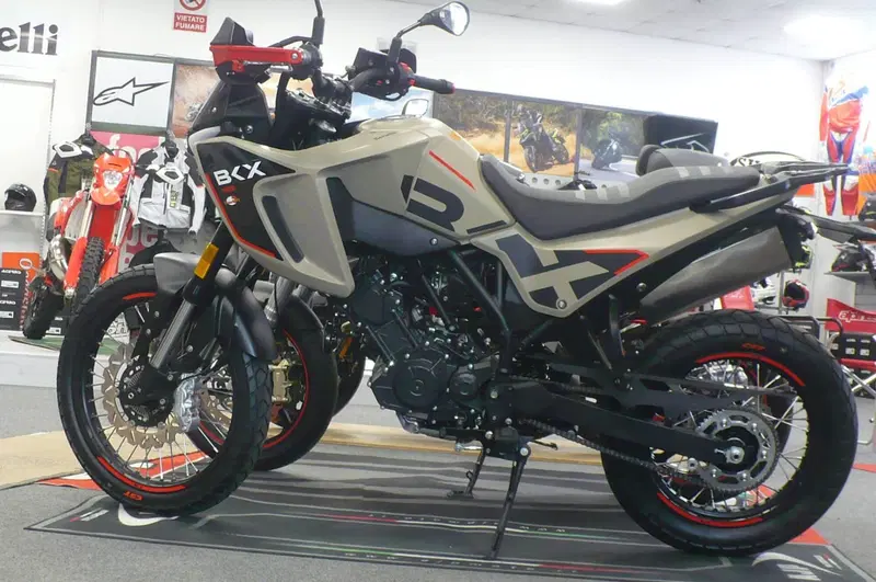 Benelli BKX 125 (2026) (6)