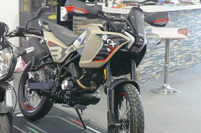 Benelli BKX 125 (2026) (4)
