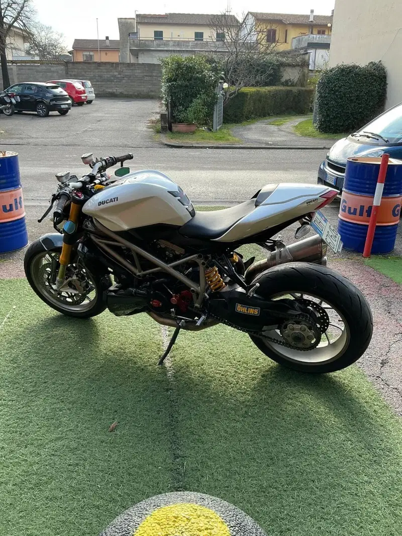 Ducati Streetfighter S (2009 - 14) (4)