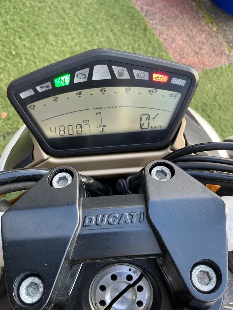 Ducati Streetfighter S (2009 - 14) (5)