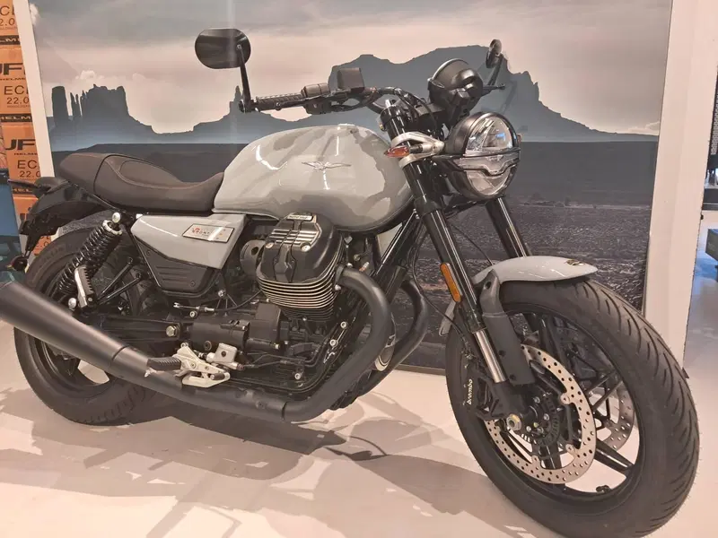 Moto Guzzi V7 Sport (2025 - 26) (2)