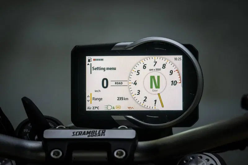 Ducati Scrambler 800 Icon (2025 - 26) (2)