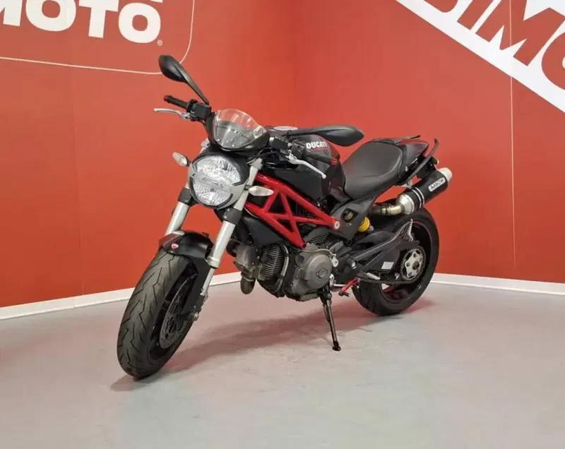 Ducati Monster 796 (2010 - 13) (2)