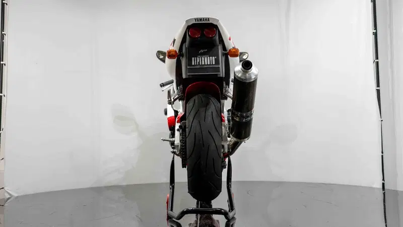Yamaha YZF R1 (1998 - 99) (8)