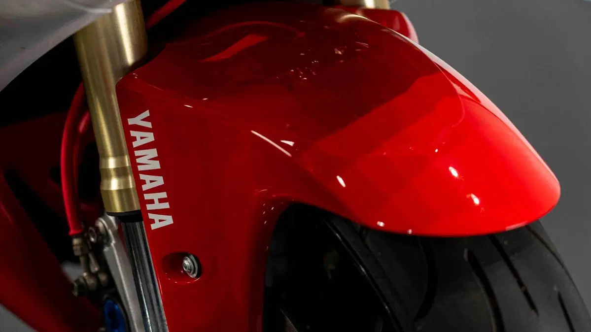 Yamaha YZF R1 (1998 - 99) (18)