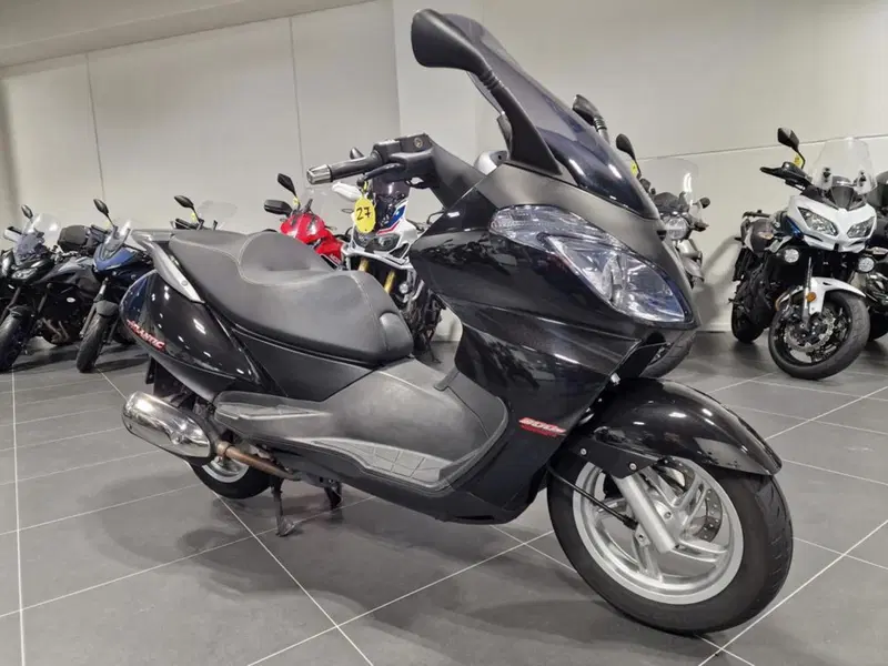 Aprilia Atlantic 300 (2010 - 14) (3)