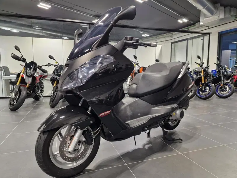 Aprilia Atlantic 300 (2010 - 14)