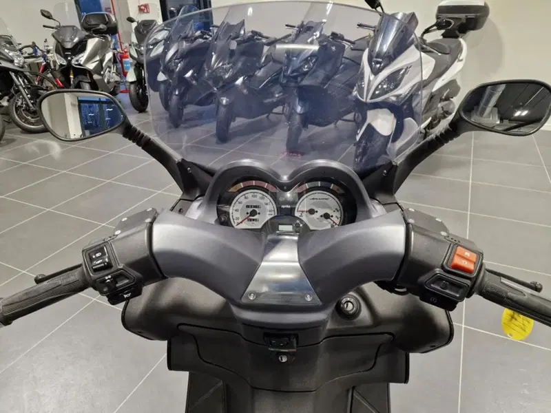 Aprilia Atlantic 300 (2010 - 14) (2)