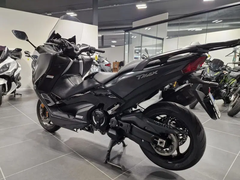 Yamaha T-Max 530 DX (2017 - 19) (6)