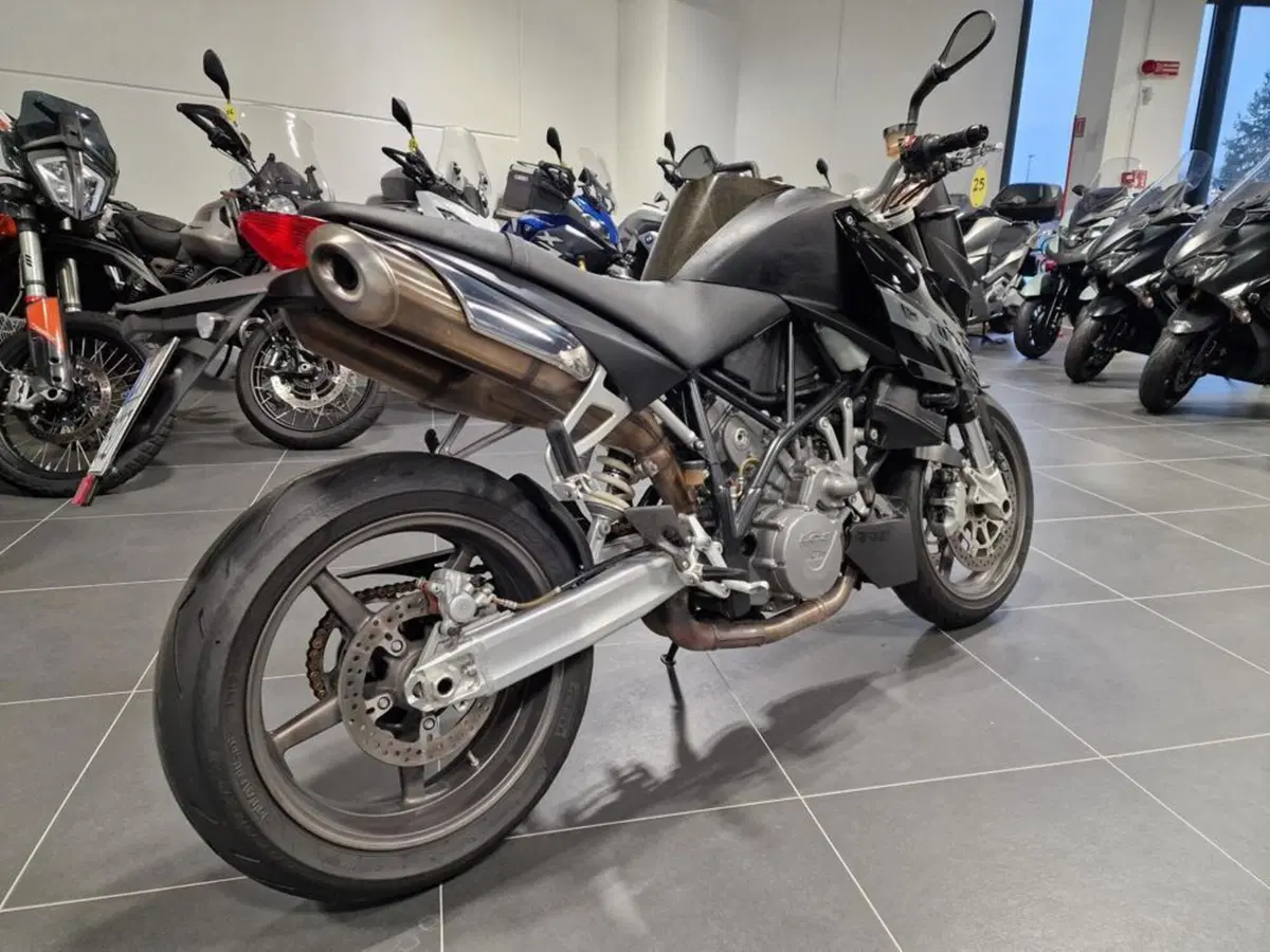 KTM 990 Super Duke (2005 - 07) (5)