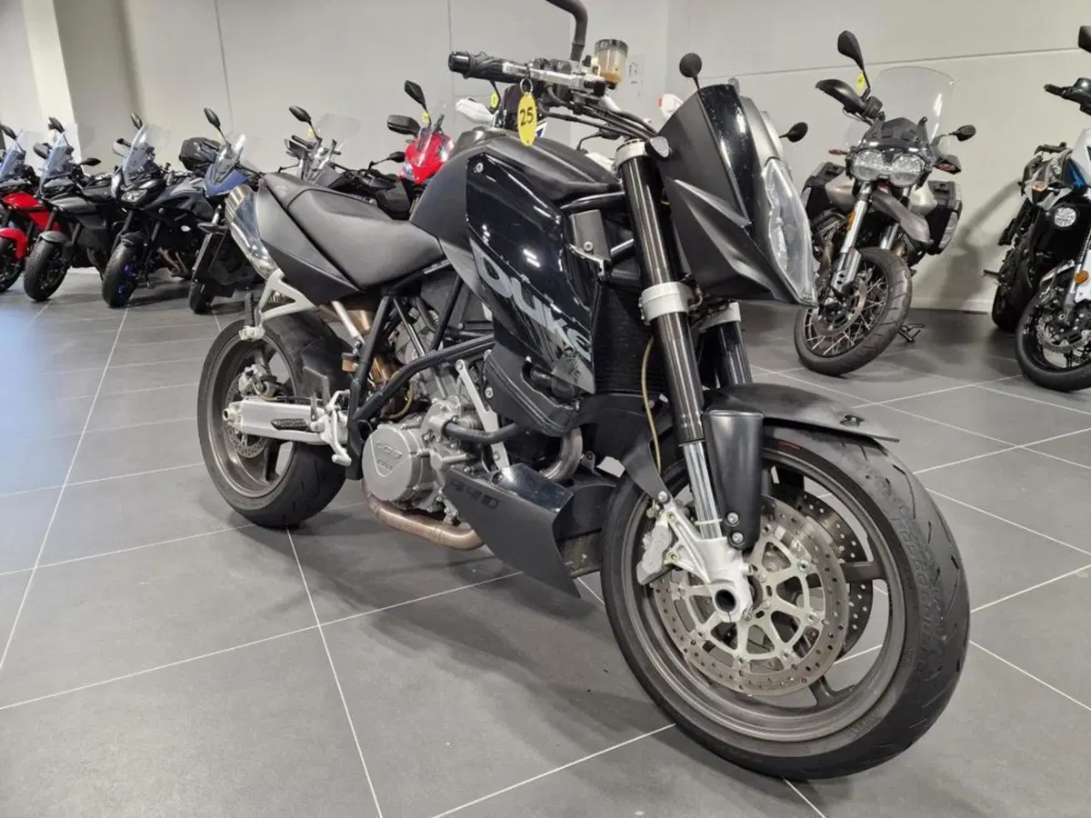 KTM 990 Super Duke (2005 - 07) (3)