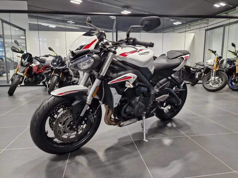 Triumph Street Triple S (2020 - 23)